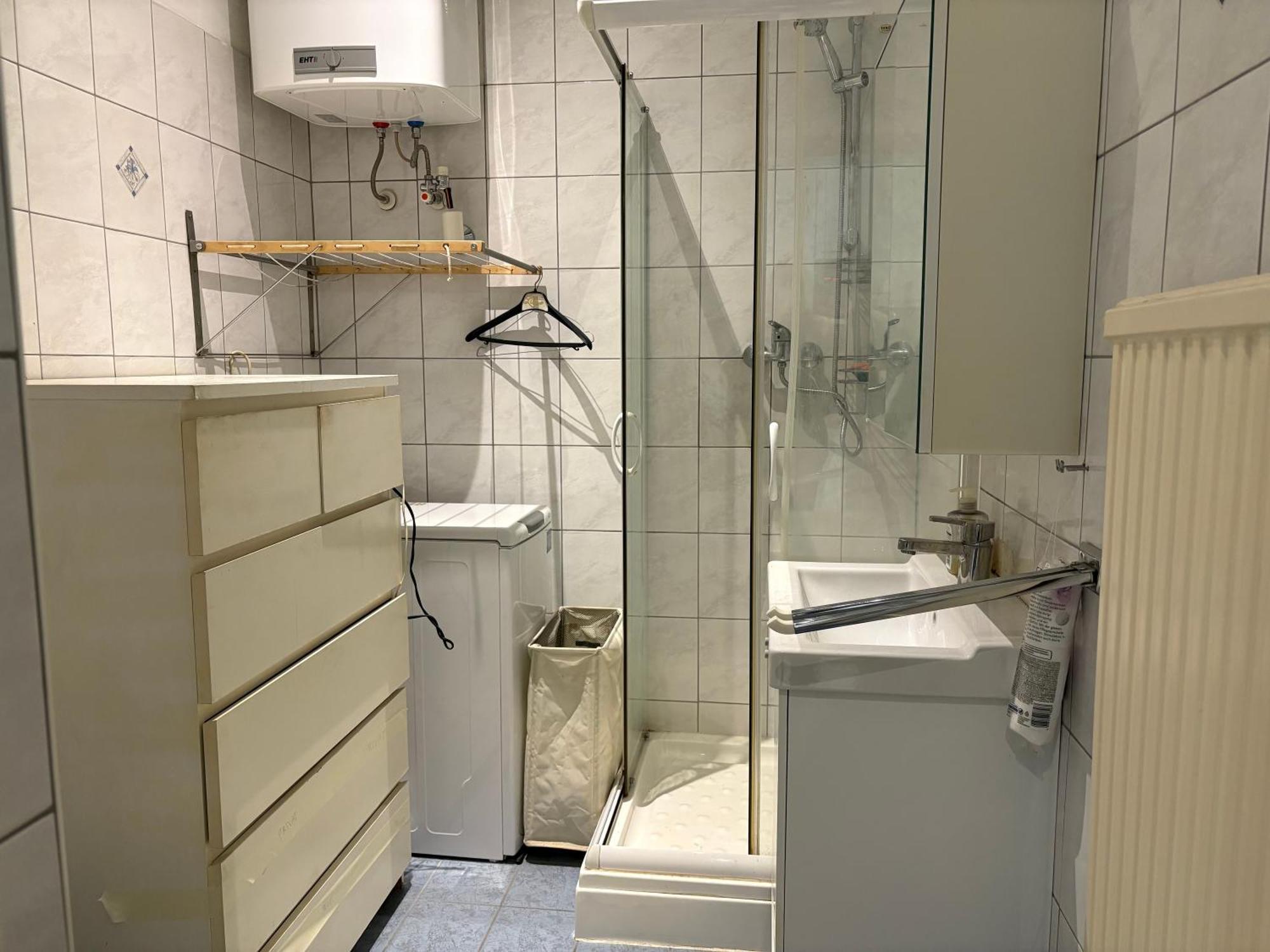 Apartment Gruen, Ruhig Und Zentral, Grosses Mit Gruenblick Wien